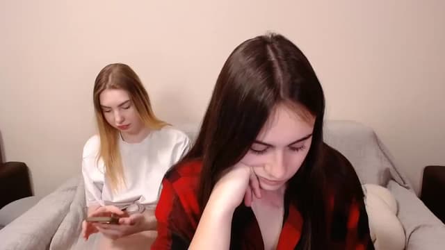 Gallery image thumbnail from ulohu's myfreecams stream on, 02/25/2025, 14:00 image 1 of 20