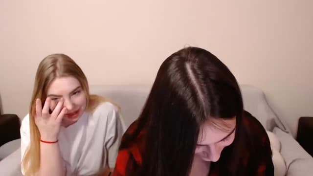 Gallery image thumbnail from ulohu's myfreecams stream on, 02/25/2025, 14:00 image 8 of 20