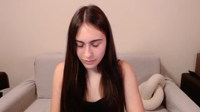 Gallery image thumbnail from ulohu's myfreecams stream on, 03/05/2025, 17:50 image 19 of 20