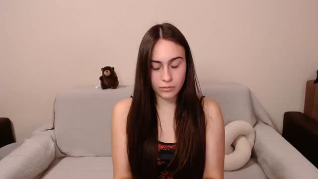 Gallery image thumbnail from ulohu's myfreecams stream on, 03/10/2025, 19:33 image 15 of 20
