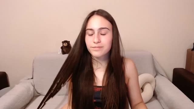 Gallery image thumbnail from ulohu's myfreecams stream on, 03/10/2025, 20:01 image 4 of 20