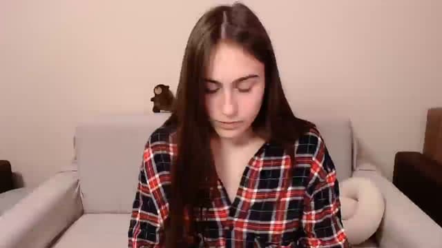 Gallery image thumbnail from ulohu's myfreecams stream on, 03/13/2025, 19:32 image 6 of 20