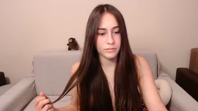 Gallery image thumbnail from ulohu's myfreecams stream on, 03/13/2025, 19:32 image 20 of 20