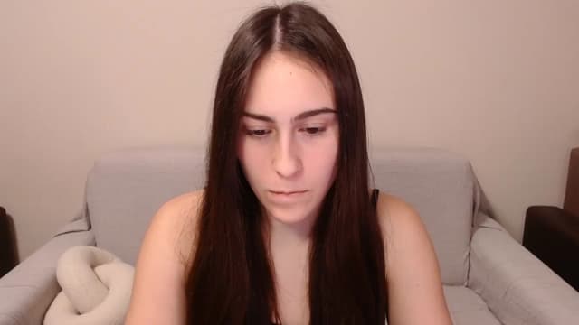 Gallery image thumbnail from ulohu's myfreecams stream on, 03/27/2025, 18:31 image 15 of 20
