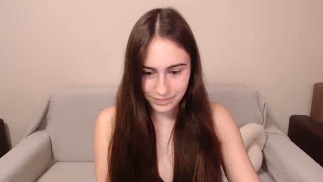 Gallery image thumbnail from ulohu's myfreecams stream on, 04/01/2025, 22:13 image 18 of 20