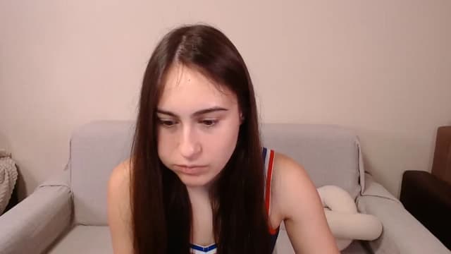 Gallery image thumbnail from ulohu's myfreecams stream on, 04/05/2025, 20:00 image 6 of 20