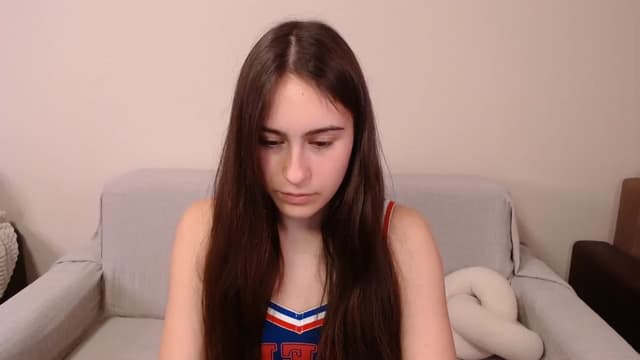 Gallery image thumbnail from ulohu's myfreecams stream on, 04/05/2025, 23:16 image 13 of 20