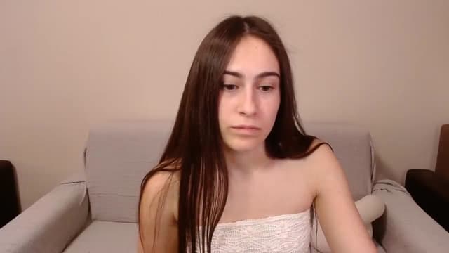 Gallery image thumbnail from ulohu's myfreecams stream on, 05/11/2025, 13:07 image 17 of 20