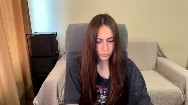 Gallery image thumbnail from ulohu's myfreecams stream on, 07/08/2025, 13:00 image 11 of 20