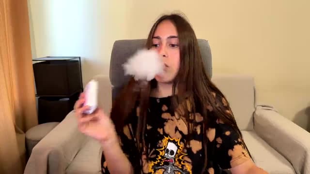 Gallery image thumbnail from ulohu's myfreecams stream on, 08/16/2025, 16:15 image 12 of 20