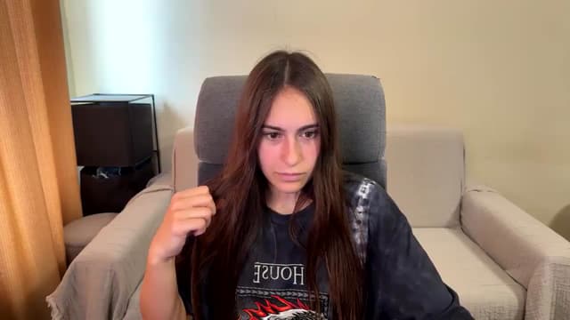 Gallery image thumbnail from ulohu's myfreecams stream on, 08/19/2025, 12:58 image 14 of 20