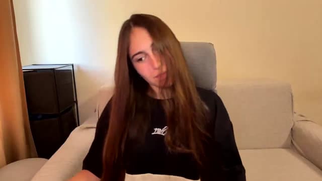 Gallery image thumbnail from ulohu's myfreecams stream on, 09/09/2025, 13:50 image 13 of 20