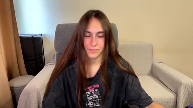 Gallery image thumbnail from ulohu's myfreecams stream on, 09/18/2025, 12:10 image 14 of 20