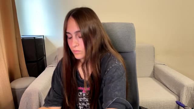 Gallery image thumbnail from ulohu's myfreecams stream on, 09/18/2025, 13:02 image 9 of 20