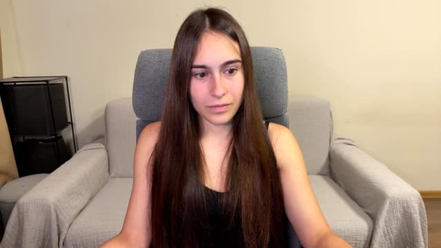 Gallery image thumbnail from ulohu's myfreecams stream on, 10/13/2025, 15:39 image 9 of 20