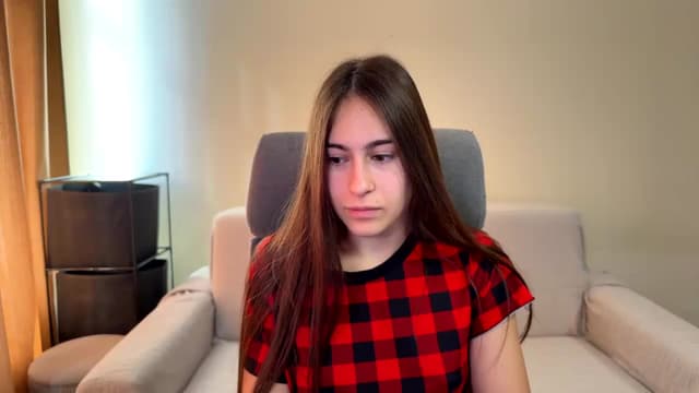 Gallery image thumbnail from ulohu's myfreecams stream on, 11/03/2025, 08:20 image 12 of 20