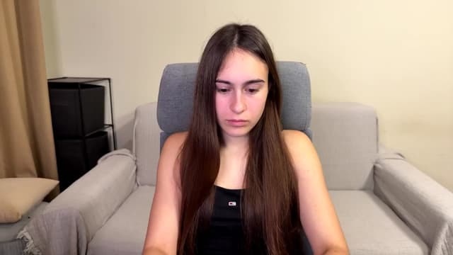 Gallery image thumbnail from ulohu's myfreecams stream on, 11/10/2025, 15:09 image 10 of 20