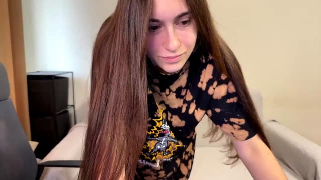 Gallery image thumbnail from ulohu's myfreecams stream on, 11/11/2025, 12:15 image 17 of 20