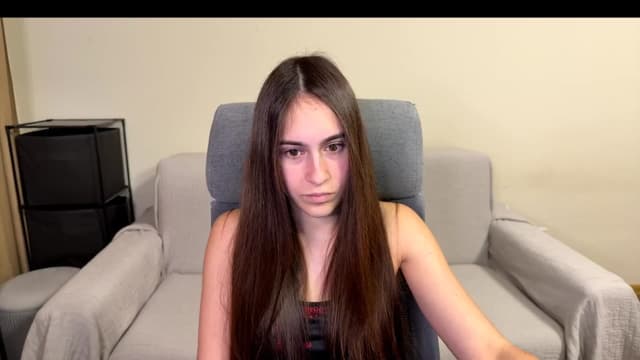 Gallery image thumbnail from ulohu's myfreecams stream on, 11/21/2025, 14:27 image 9 of 20