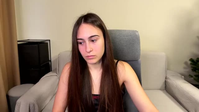 Gallery image thumbnail from ulohu's myfreecams stream on, 12/12/2025, 13:45 image 5 of 20