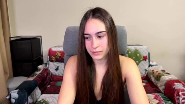Gallery image thumbnail from ulohu's myfreecams stream on, 12/19/2025, 14:33 image 17 of 20