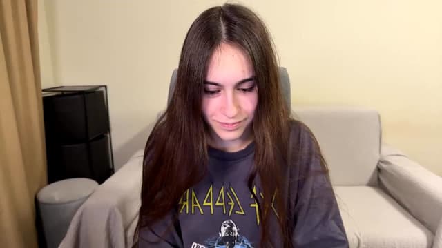 Gallery image thumbnail from ulohu's myfreecams stream on, 02/10/2026, 17:34 image 3 of 20