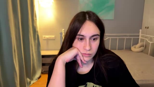 Gallery image thumbnail from ulohu's myfreecams stream on, 06/22/2026, 23:31 image 19 of 20