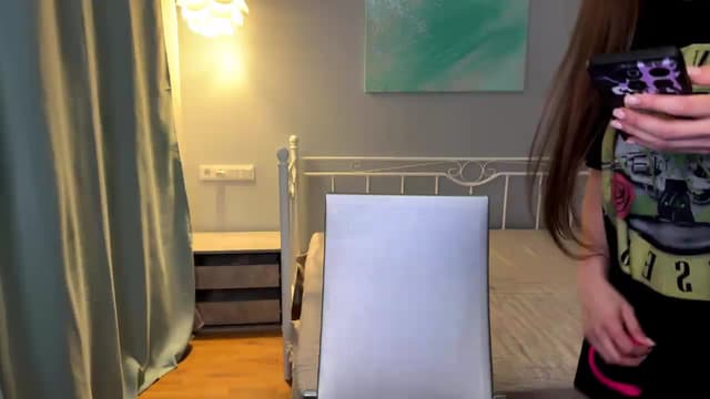 Gallery image thumbnail from ulohu's myfreecams stream on, 06/22/2026, 23:31 image 1 of 20
