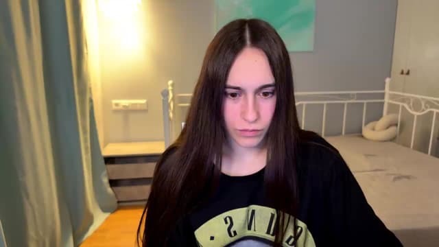 Gallery image thumbnail from ulohu's myfreecams stream on, 06/23/2026, 21:41 image 13 of 20