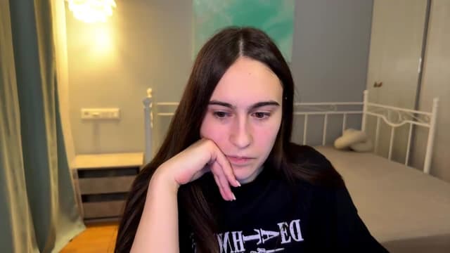 Gallery image thumbnail from ulohu's myfreecams stream on, 07/04/2026, 21:18 image 5 of 20