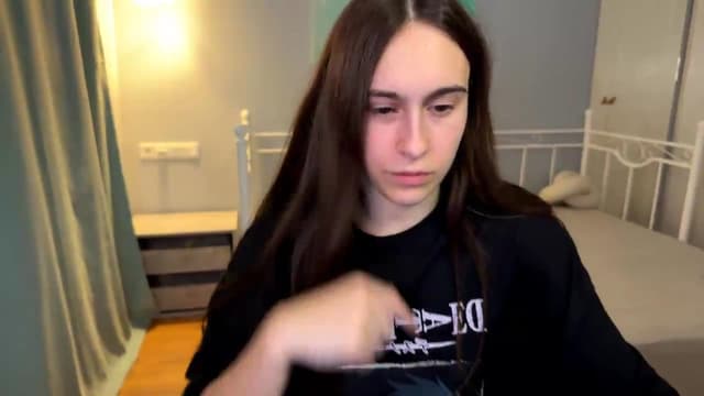 Gallery image thumbnail from ulohu's myfreecams stream on, 07/05/2026, 23:55 image 7 of 20