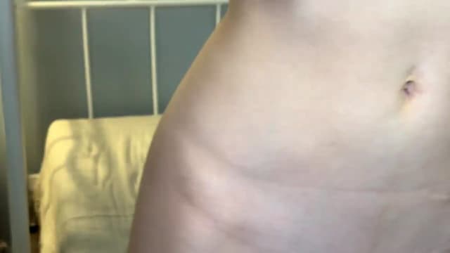 Gallery image thumbnail from ulohu's myfreecams stream on, 07/11/2026, 21:54 image 14 of 20