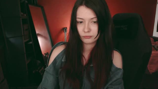 Gallery image thumbnail from vioda's myfreecams stream on, 05/30/2025, 04:47 image 1 of 20