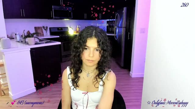Gallery image thumbnail from vroom's myfreecams stream on, 04/10/2025, 03:49 image 11 of 20