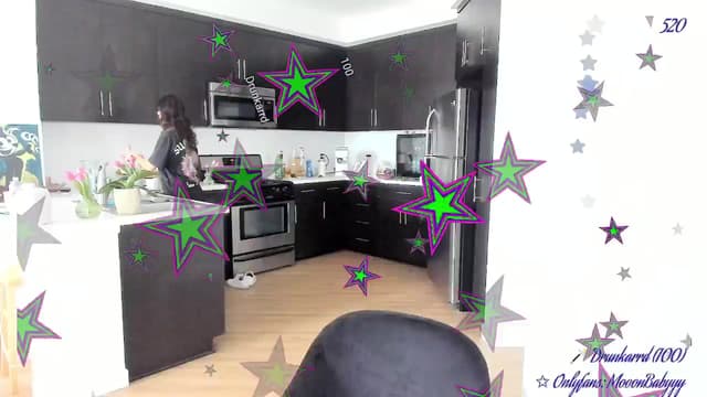 Gallery image thumbnail from vroom's myfreecams stream on, 04/26/2025, 22:49 image 1 of 20