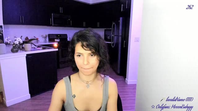 Gallery image thumbnail from vroom's myfreecams stream on, 05/03/2025, 06:47 image 20 of 20