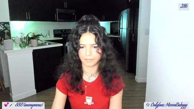 Gallery image thumbnail from vroom's myfreecams stream on, 05/12/2025, 03:38 image 18 of 20