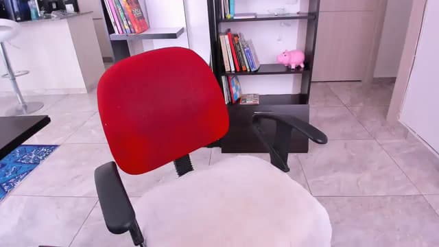 Gallery image thumbnail from yenlo's myfreecams stream on, 10/16/2025, 16:25 image 4 of 20