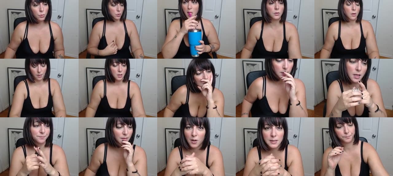 Curvyasfuck-MFC-201712272141_m.jpg