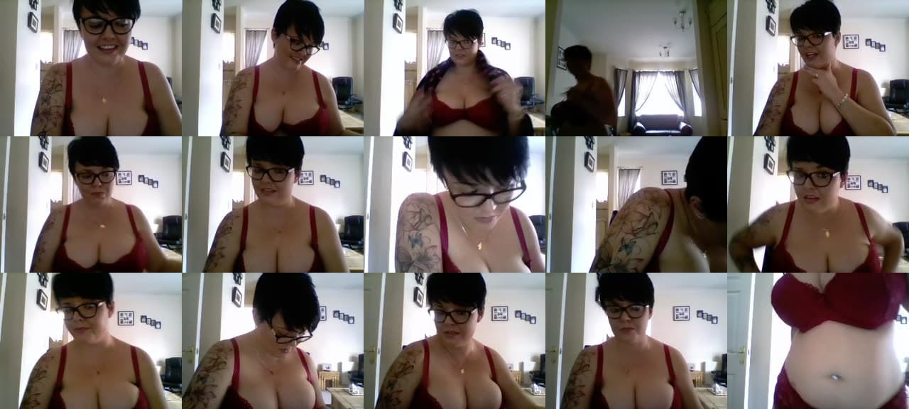 Lucy_Lips-MFC-201709070953_m.jpg