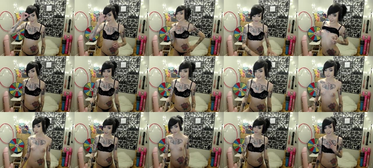 LucyLovesick-MFC-201711192231_m.jpg