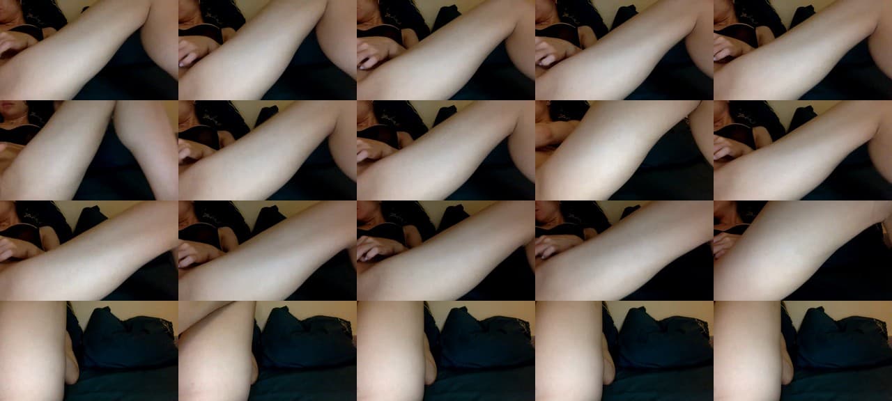 EgoisticKitty-MFC-202210161434_m.jpg
