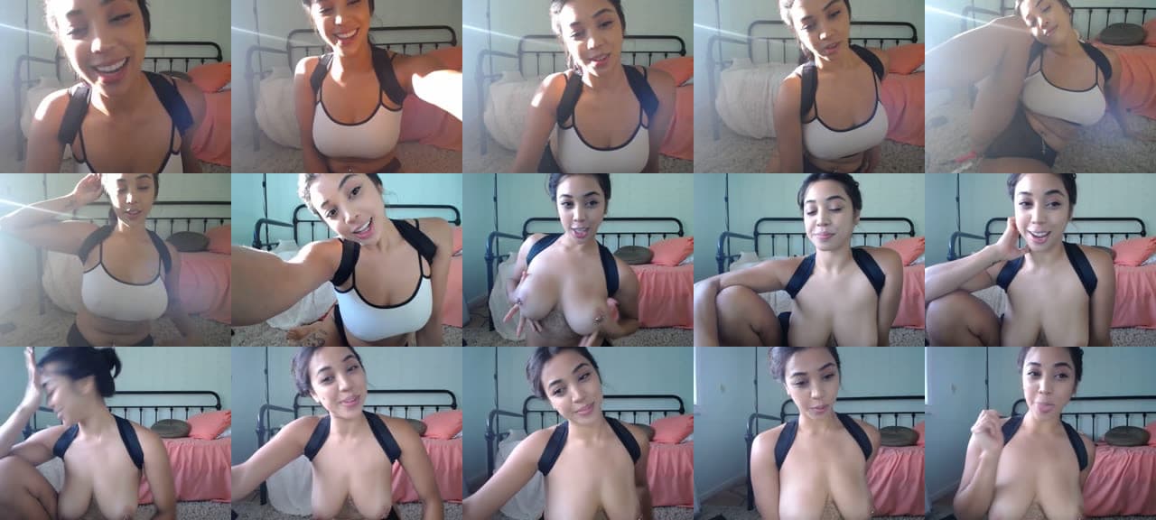 KissingHigh-MFC-201907210114_m.jpg