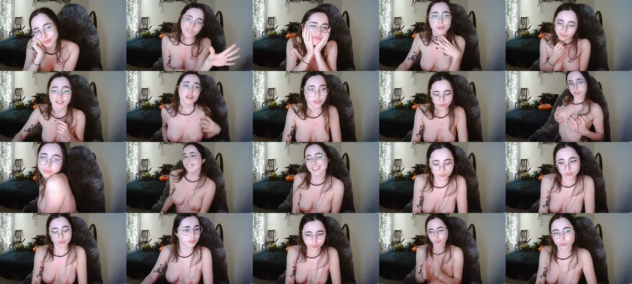Sarah_Lily-MFC-202110121152_m.jpg