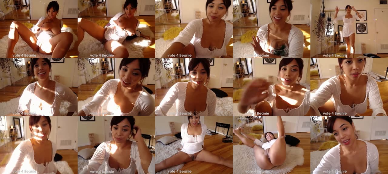 KissingHigh-MFC-201809252335_m.jpg