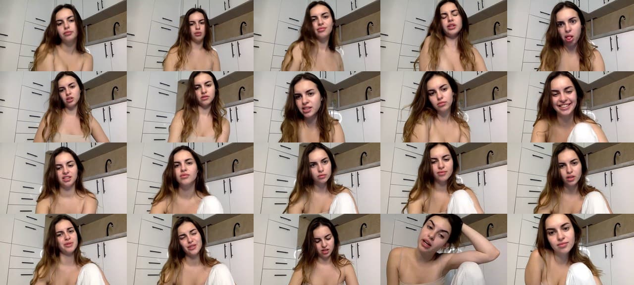 LilyPowGirl-MFC-202109180143_m.jpg