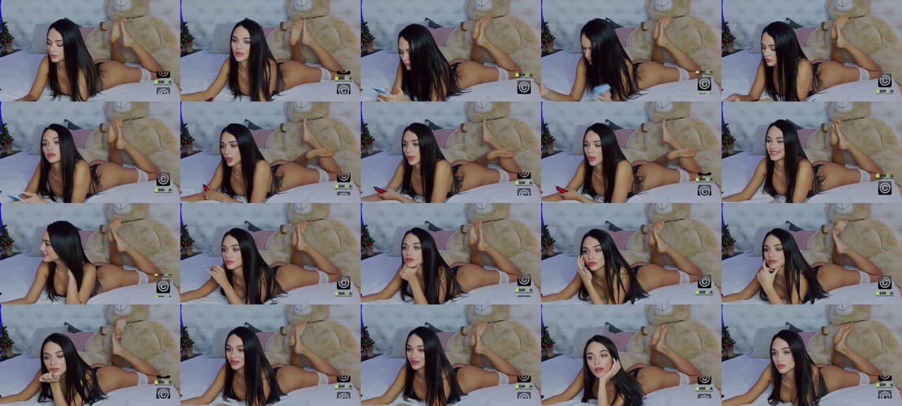 Megg_Milligun-MFC-202112121830_m.jpg