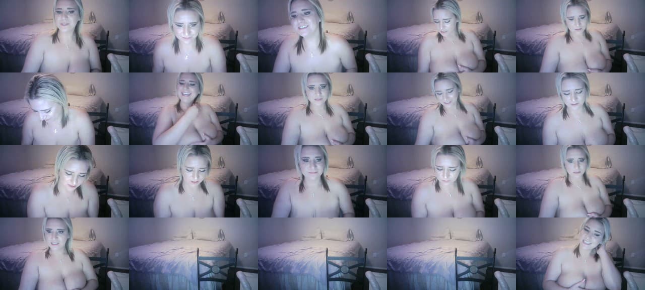 LusciousLindz-MFC-202208291942_m.jpg