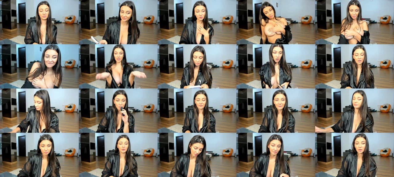 AmberCly-MFC-202210142142_m.jpg