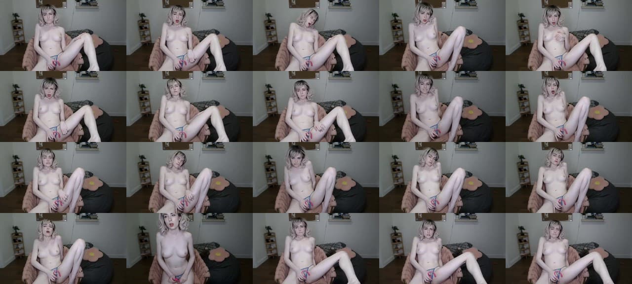 Lil_blueberry-MFC-202202052205_m.jpg